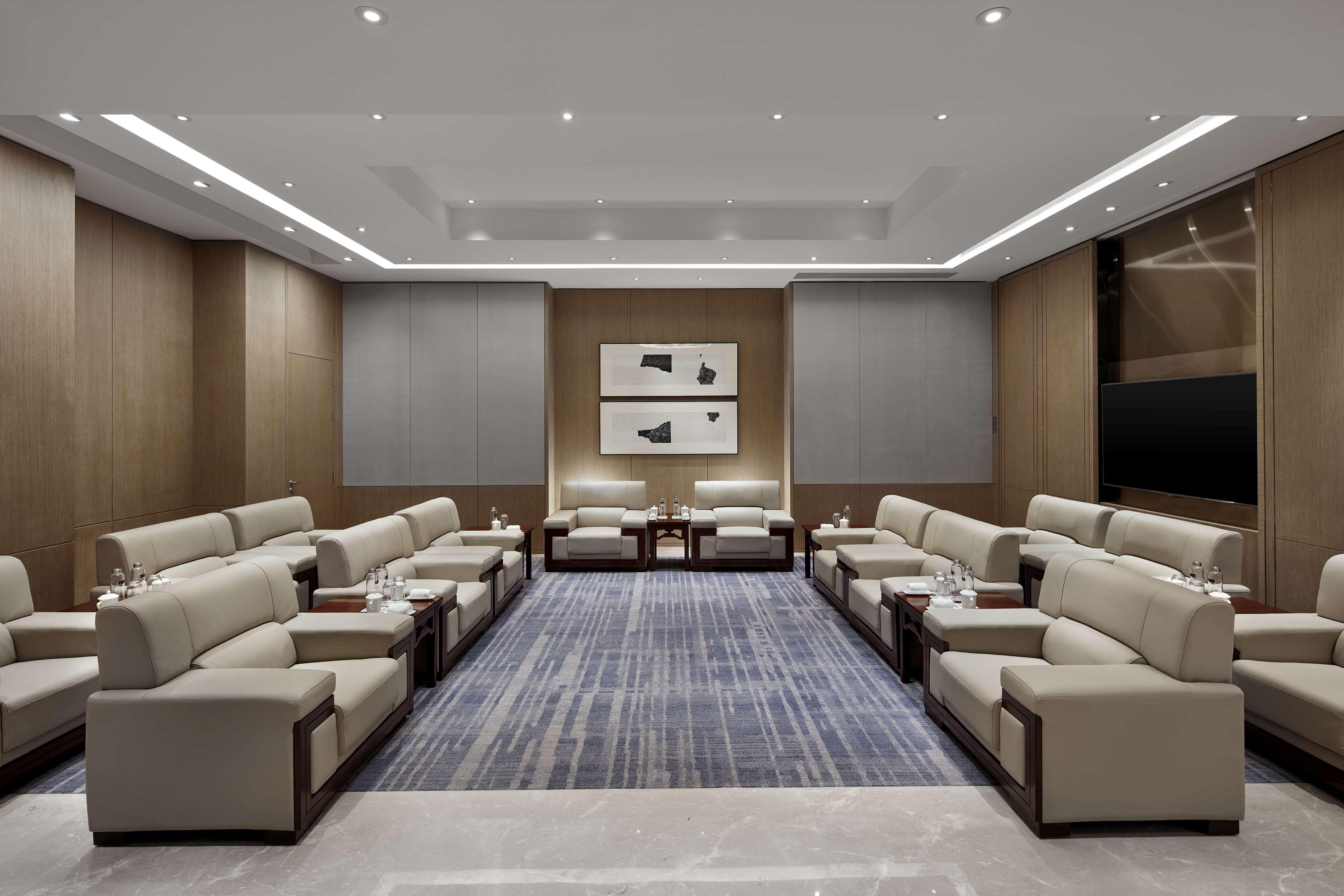 Hilton Guiyang Hotel Guiyang  Exterior photo