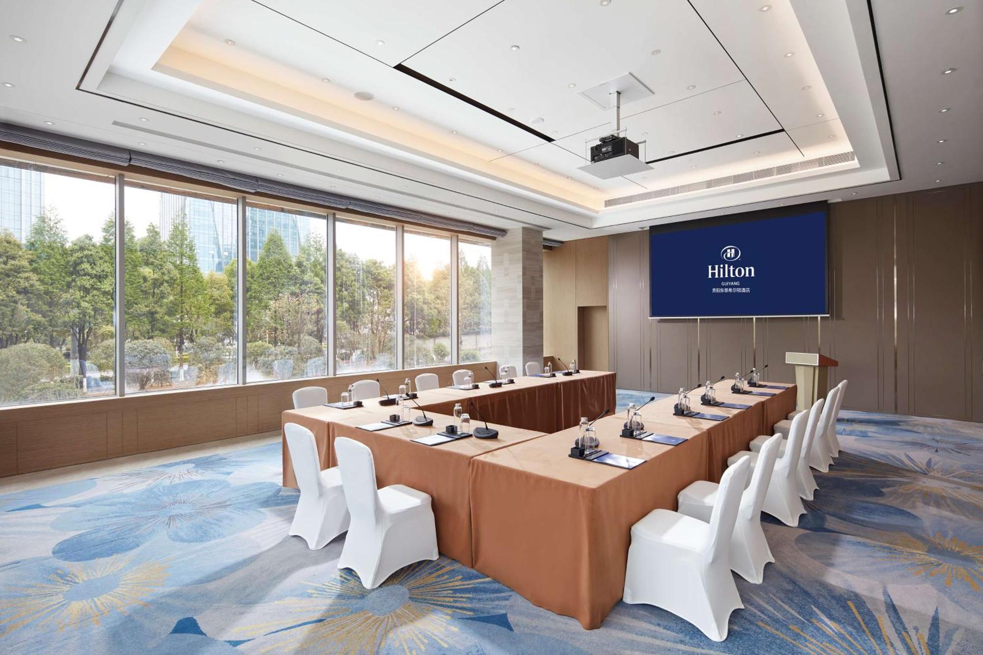 Hilton Guiyang Hotel Guiyang  Exterior photo